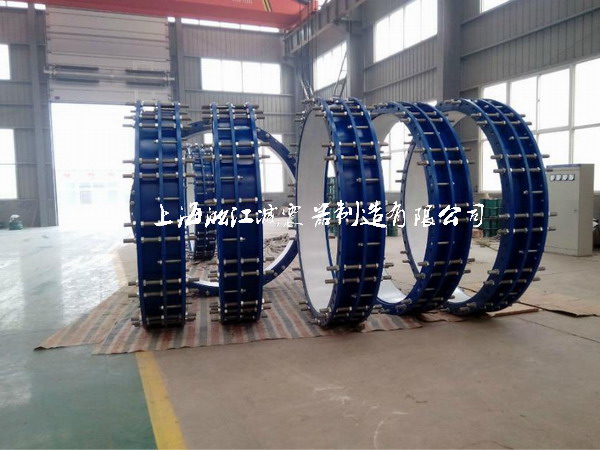 上海淞江減震器制造有限公司為自來水廠主管道配套流量計伸縮節(jié)產品，主要為西門子流量計配套伸縮節(jié)，我們是上海流量計伸縮節(jié)生產廠家，歡迎您到我廠指導工作！