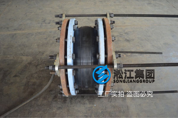 【圖析】DN400橡膠接頭壓力檢測(cè)“好質(zhì)量不是說(shuō)說(shuō)而已” 【圖析】DN400橡膠接頭壓力檢測(cè)“好質(zhì)量不是說(shuō)說(shuō)而已”